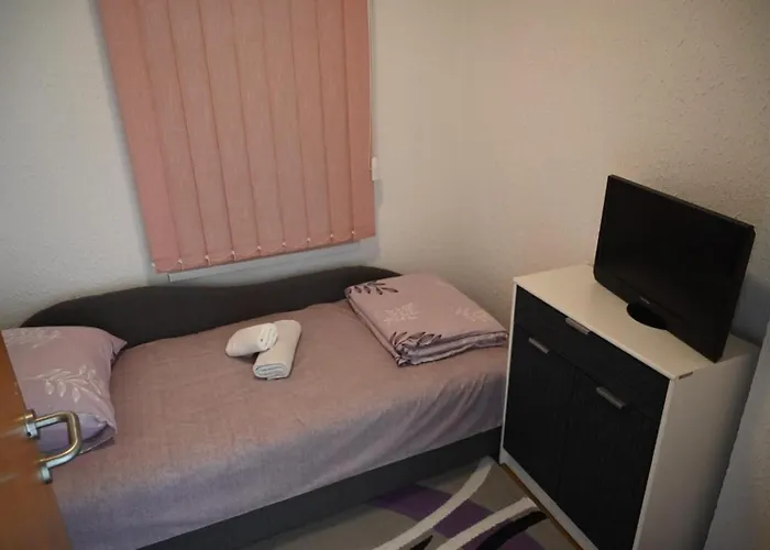 Dom wakacyjny Tesic Seoska Idila *